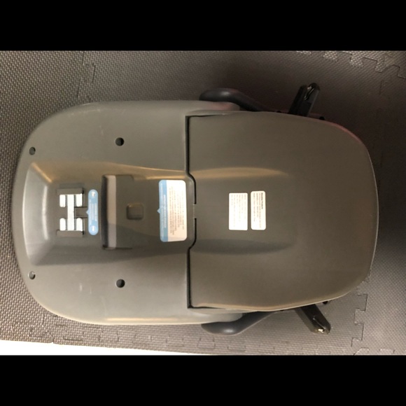 UppaBaby Mesa Carseat Base - Picture 7 of 7